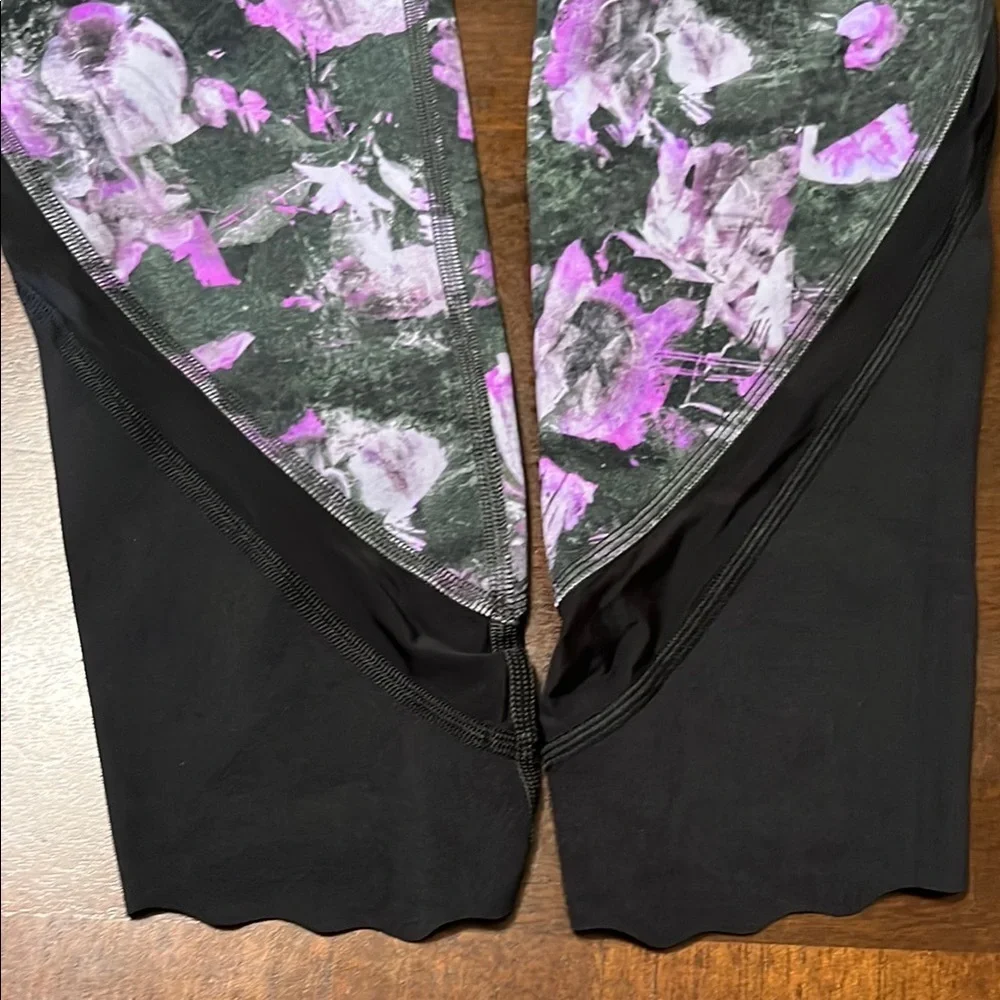 Lululemon Athletica Purple and Black Leggings with Mesh Detail - Picture 7 of 9